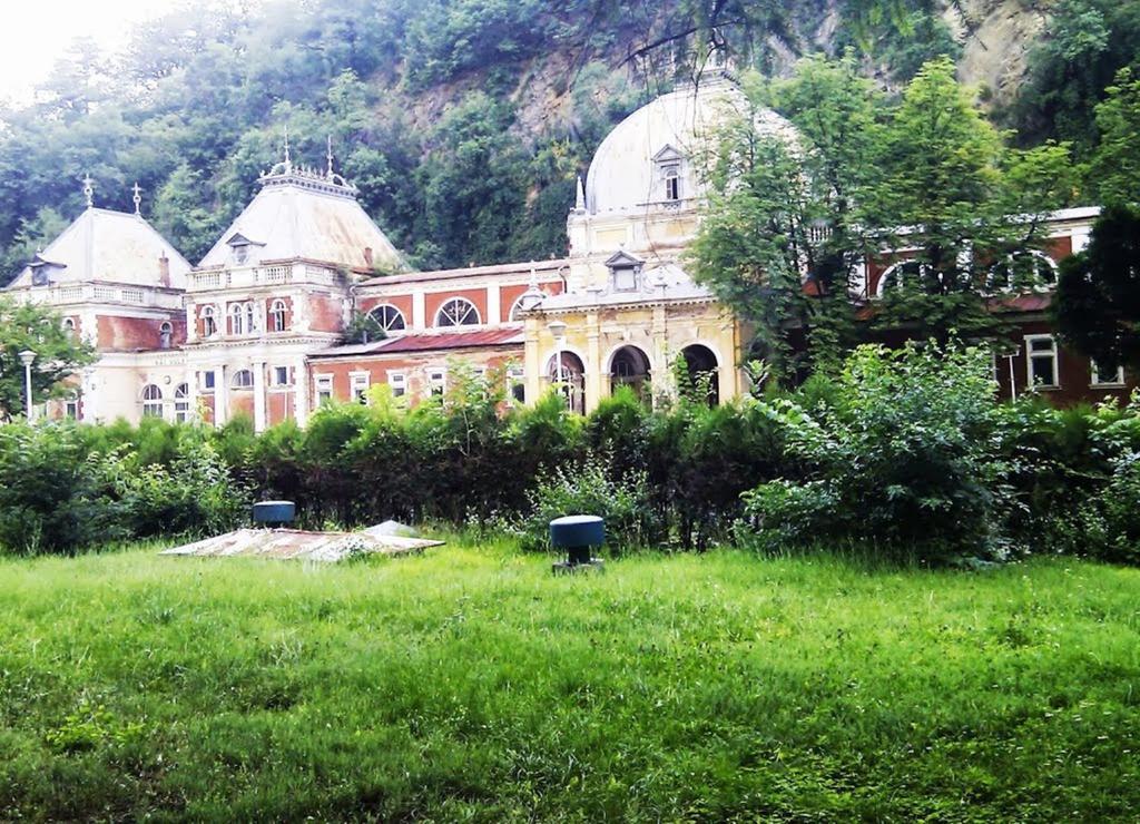 Hotel Domogled Băile Herculane Eksteriør bilde