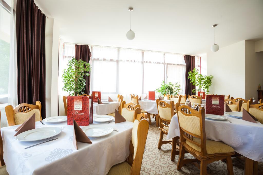 Hotel Domogled Băile Herculane Eksteriør bilde