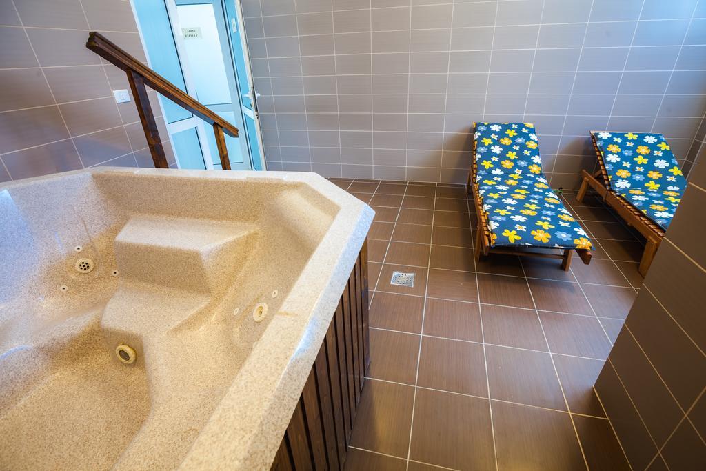 Hotel Domogled Băile Herculane Eksteriør bilde