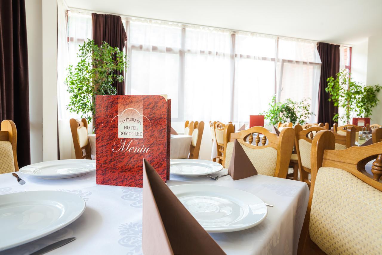 Hotel Domogled Băile Herculane Eksteriør bilde